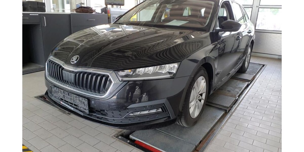 Skoda Octavia 244.035 km 9.997 &euro; Nabburg 92507