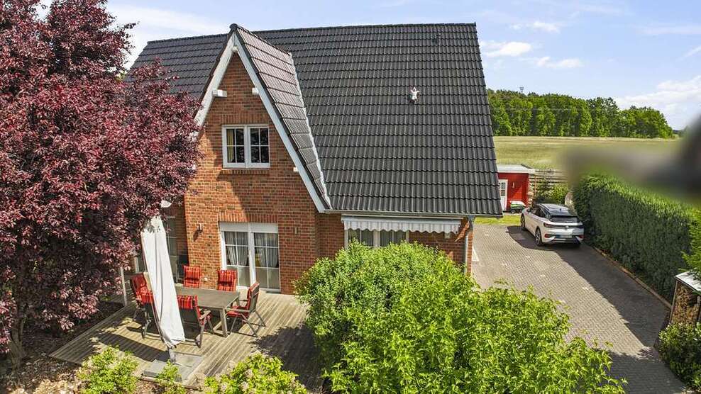 Haus zum Kaufen in Dannenbüttel 449.000 € 178 m²