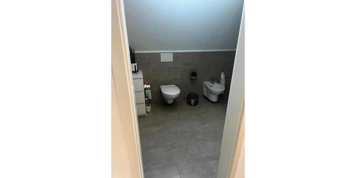 Einfamilienhaus Babenhausen - 4 Zimmer, 20 m&sup2;, 1.500&euro; | Angebot:24688578