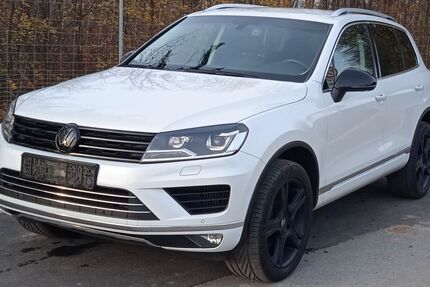 VW Touareg 143.700 km 19.990 &euro; Steina 01920