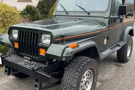 Jeep Wrangler 238.000 km 15.875 € Trebbin 14959