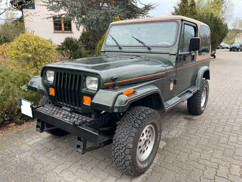 Jeep Wrangler 238.000 km 15.875 € Trebbin 14959