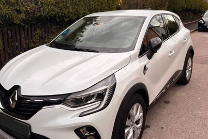 Renault Captur 19.000 km 21.000 € München 81737