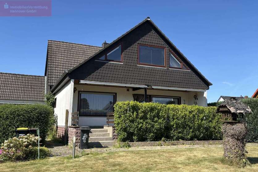 Haus zum Kaufen in Sehnde 398.000 € 194 m²