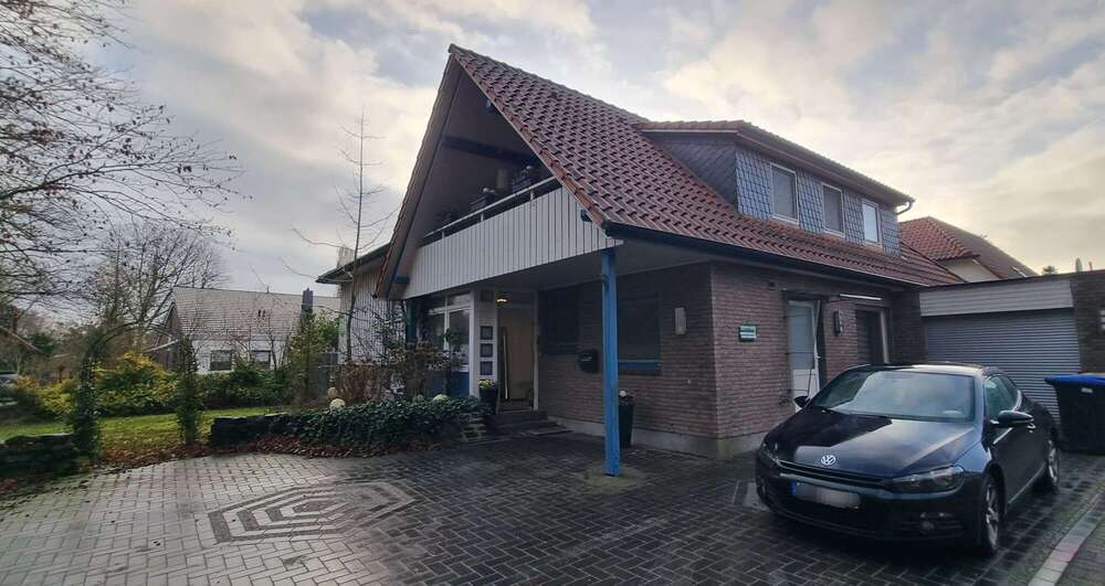 Haus zum Kaufen in Varel 319.000 € 168 m² 4 zimmer