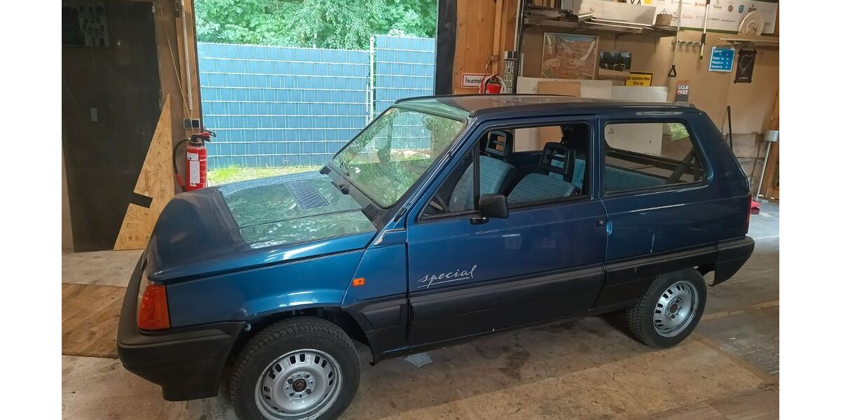 Seat Marbella 40.850 km 2.500 &euro; Dresden 01139