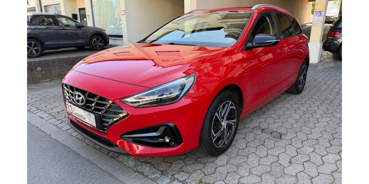 Hyundai i30 81.000 km 13.990 &euro; Senden 89250