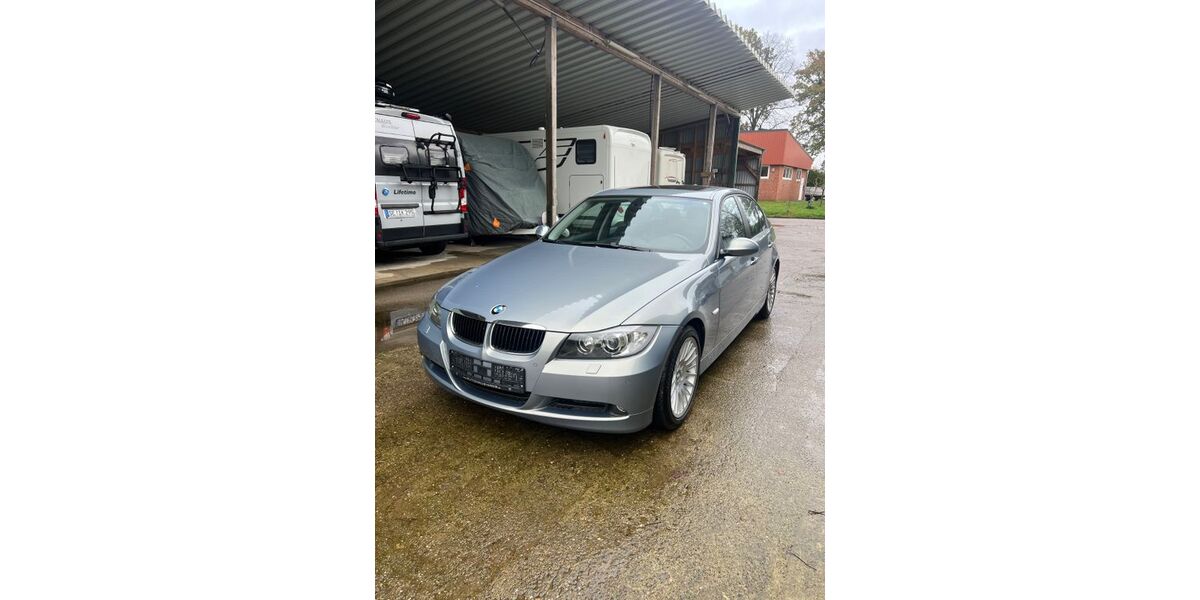 BMW 320 88.000 km 8.900 &euro; Rickling 24635