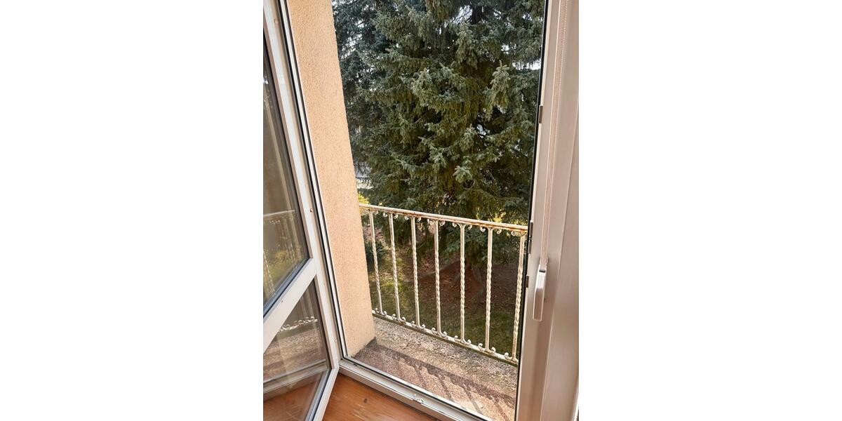 Etagenwohnung Gößnitz - 3 Zimmer, 62 m&sup2;, 360&euro; | Angebot:25633293