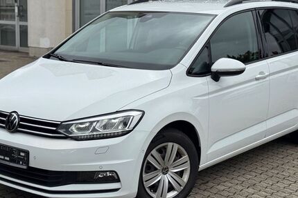 VW Touran 246.300 km 16.500 &euro; Göttingen 37077