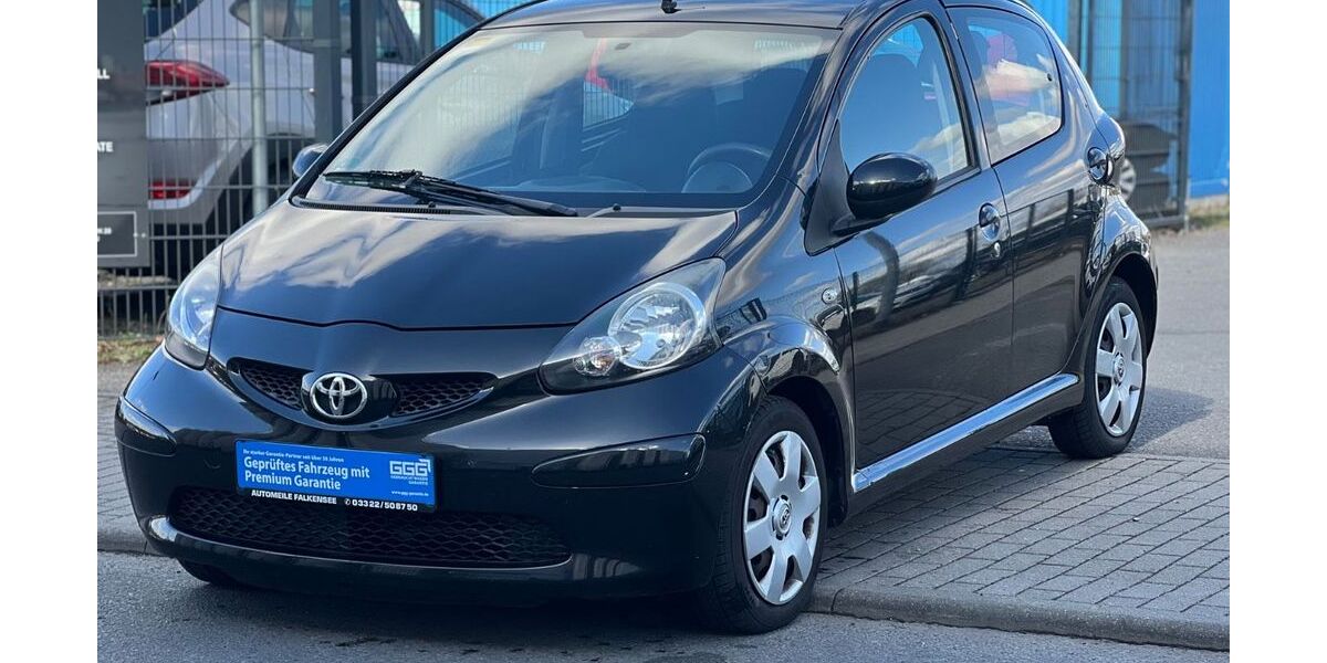 Toyota Aygo (X) 82.313 km 4.290 &euro; Wildau 15745