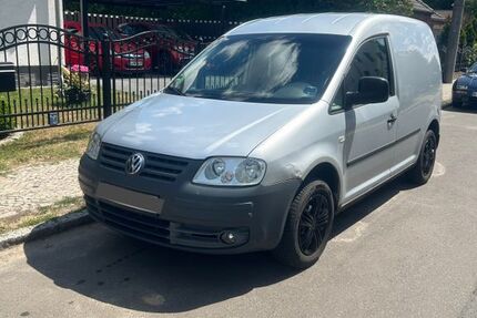 VW Caddy 255.000 km 2.450 &euro; Berlin 13086