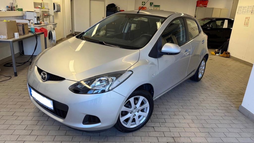 Mazda 2 122.800 km 3.250 &euro; Offenbach am Main 63067