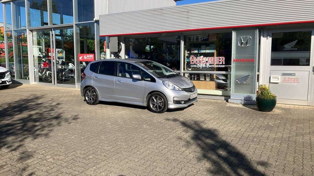 Honda Jazz 104.000 km 8.690 &euro; Emmendingen 79312