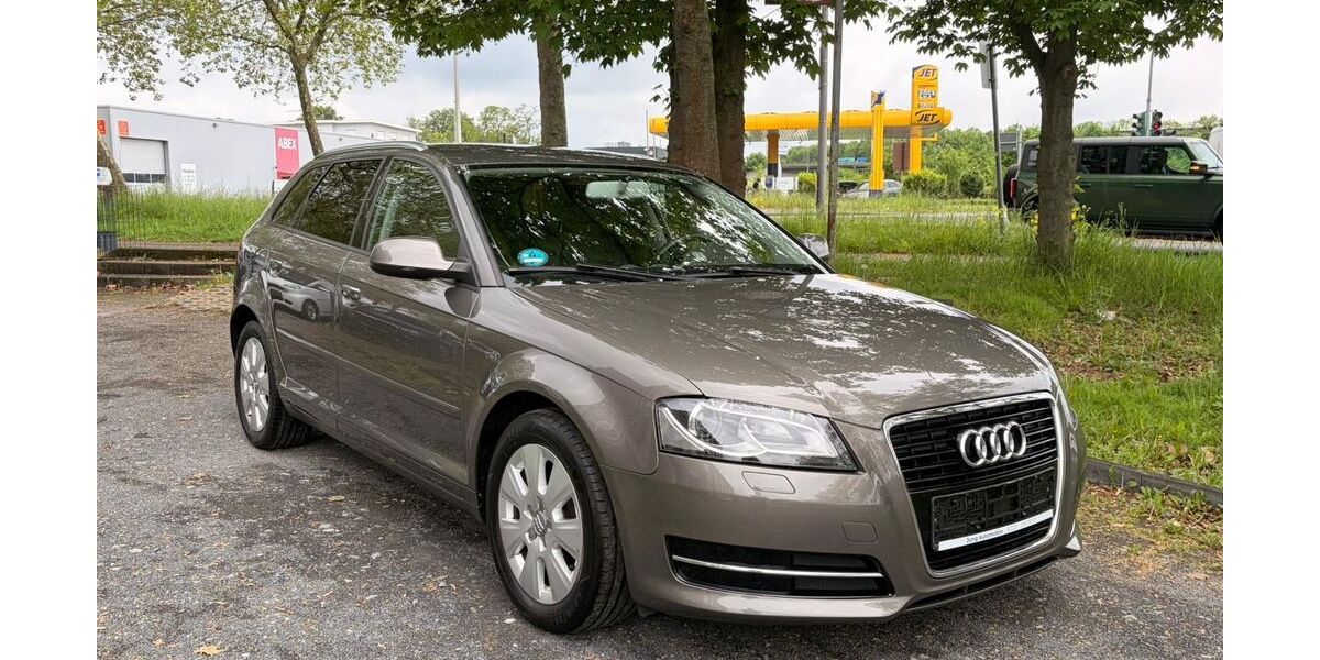 Audi A3 164.000 km 6.999 &euro; Köln 51107