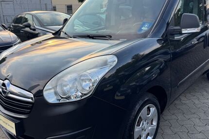 Opel Combo 137.350 km 7.999 &euro; Wolfenbüttel 38304
