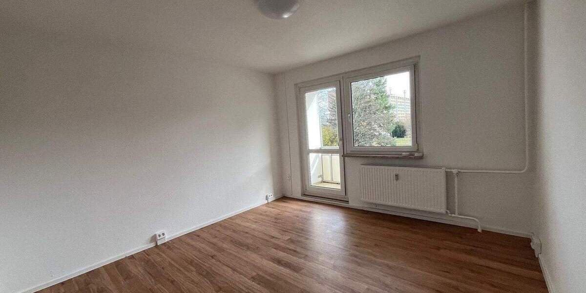 Zimmer Zwickau Neuplanitz - 3 Zimmer, 60 m&sup2;, 250&euro; | Angebot:25700353
