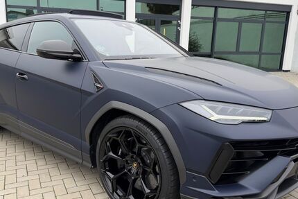 Lamborghini Urus 3.800 km 368.900 &euro; Hanau 63450