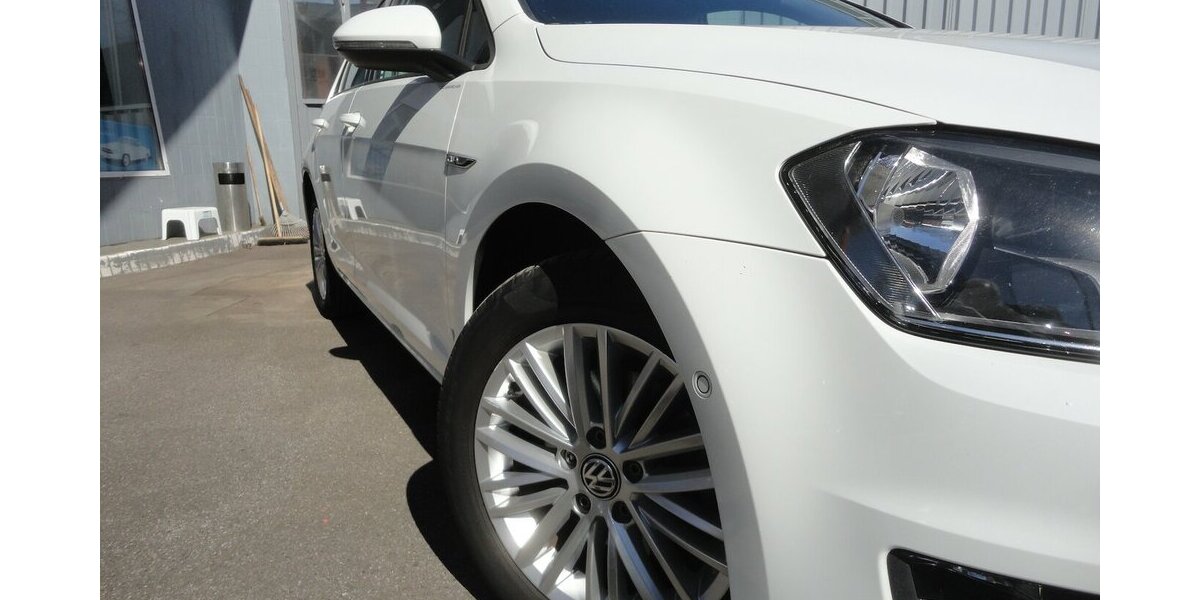 VW Golf Cup 1,4 BMT, DGS, Klimatr.SHZ.PDC V+H 147.000 km 10.950 &euro; Neuss 41462