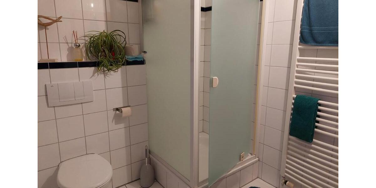 Dachgeschoßwohnung Wiefelstede - 3 Zimmer, 80 m&sup2;, 750&euro; | Angebot:26418574