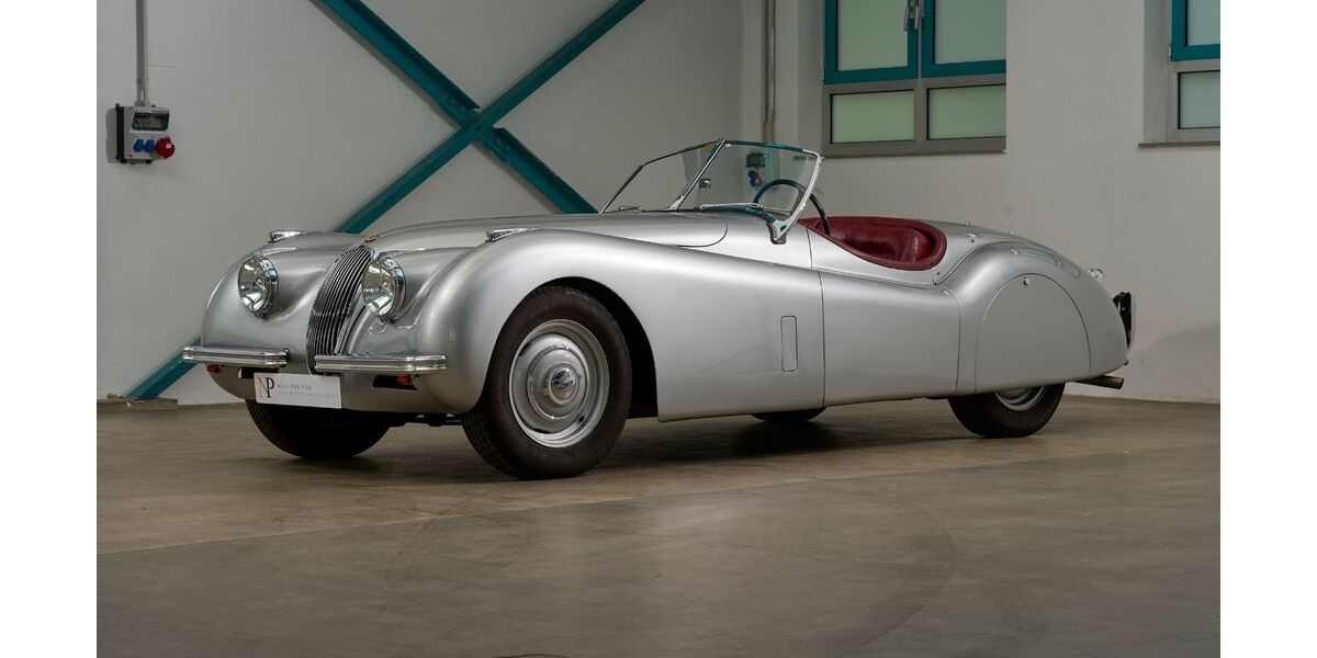 Jaguar XK 35.072 km 135.000 &euro; Ludwigsburg 71642