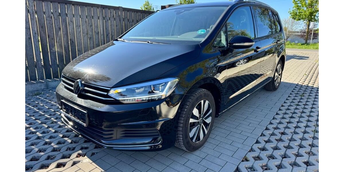 VW Touran 22.200 km 31.500 &euro; Rüdersdorf-Tasdorf 15562