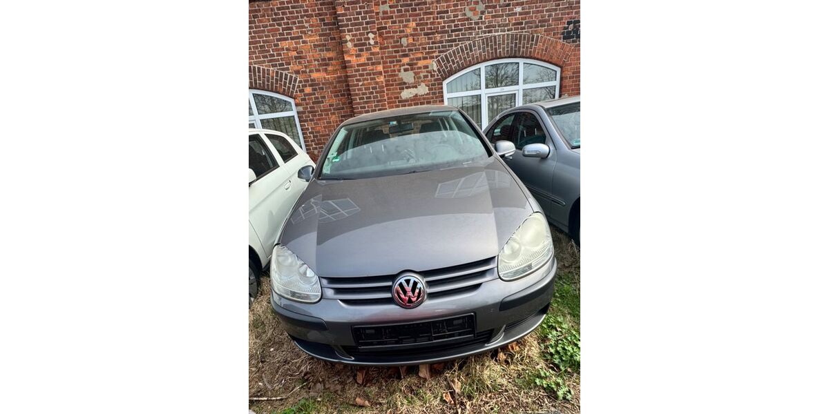 VW Golf 142.662 km 2.900 &euro; Bremen 28205
