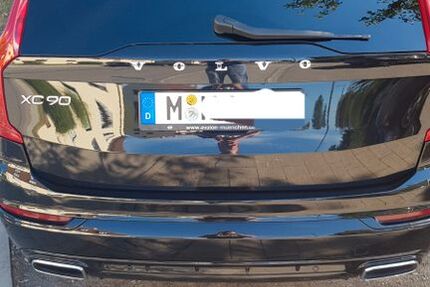 Volvo XC90 186.000 km 24.200 &euro; Germering 82110
