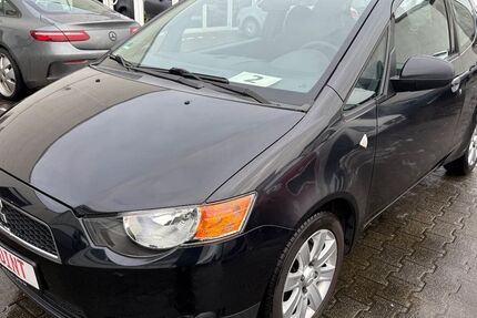 Mitsubishi Colt 64.000 km 4.650 &euro; Brühl 50321
