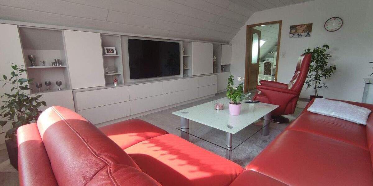 Mehrfamilienhaus, Wohnhaus Bitterfeld-Wolfen Bobbau - 8 Zimmer, 197 m&sup2;, 250.000&euro; | Angebot:25822452