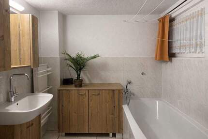 Haus Neustadt an der Orla Neustadt - 4 Zimmer, 79 m&sup2;, 180.000&euro; | Angebot:25700652