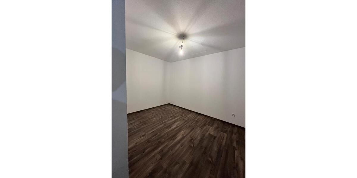 Etagenwohnung Nordenham - 3 Zimmer, 66 m&sup2;, 495&euro; | Angebot:26415901