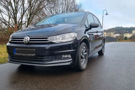 VW Touran 62.150 km 22.900 &euro; Niersbach 54518