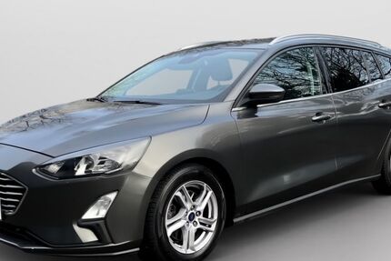 Ford Focus 52.011 km 17.485 &euro; Hamburg 22045