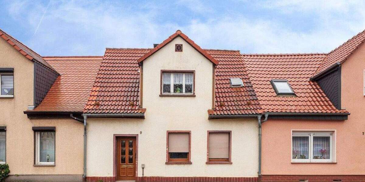 Reihenmittelhaus Zörbig - 7 Zimmer, 130 m&sup2;, 59.000&euro; | Angebot:25718921