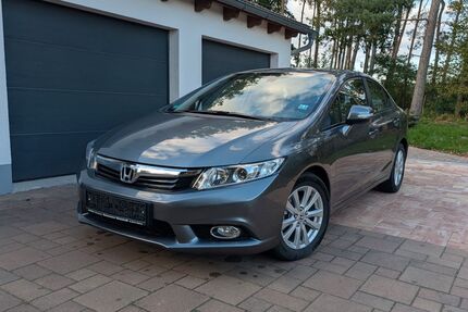 Honda Civic 49.000 km 9.990 € Laußig OT Kossa 04849