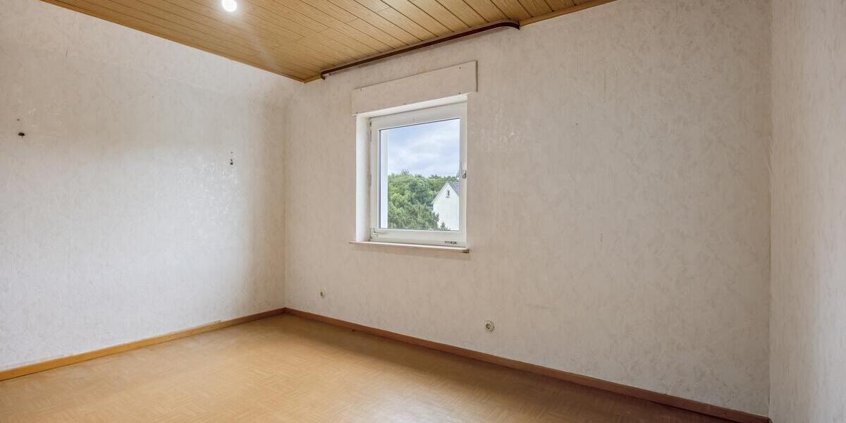 Großes Wohnhaus mit vielfältigem Nutzungspotential - Einfamilienhaus Moschheim | Angebot:26932451