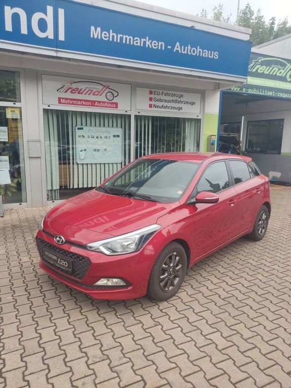 i20