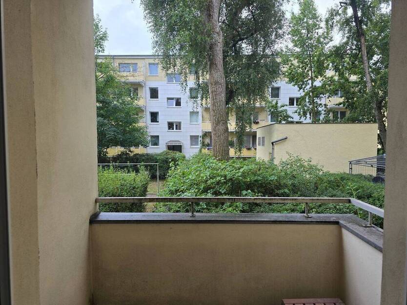 Bezugsfreie 2-Zimmer-Eigentumswohnung im idyllischen Wilhelmsruh