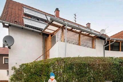 Haus Gernsbach - 14 Zimmer, 328 m&sup2;, 370.000&euro; | Angebot:26196900