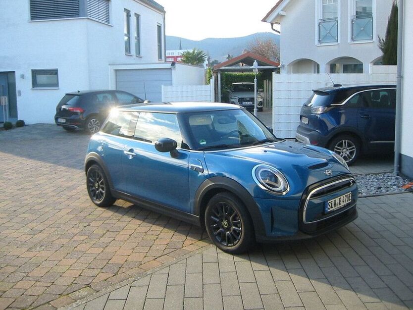 Cooper SE