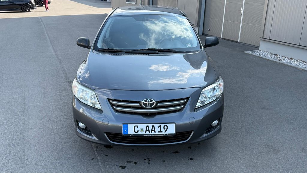 Toyota Corolla 90.104 km 5.000 &euro; Altmittweida 09648