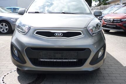 Kia Picanto 66.600 km 5.799 &euro; Trappenkamp 24610