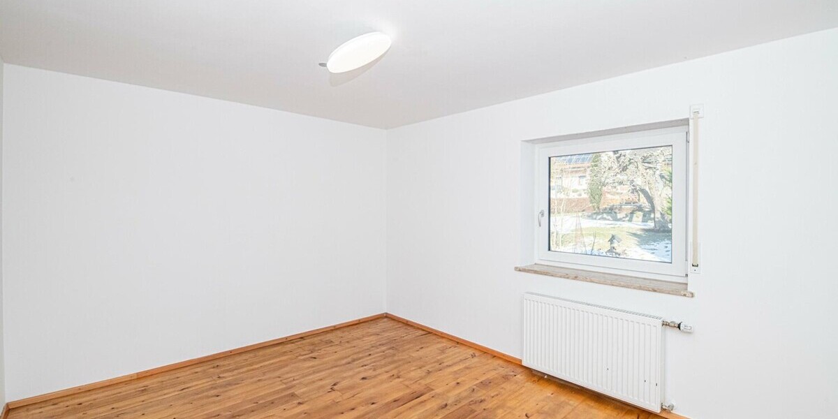 Wohnen auf einem großem Grundstück – Ein Zuhause zum Wohlfühlen - Einfamilienhaus Bruck in der Oberpfalz | Angebot:27092148