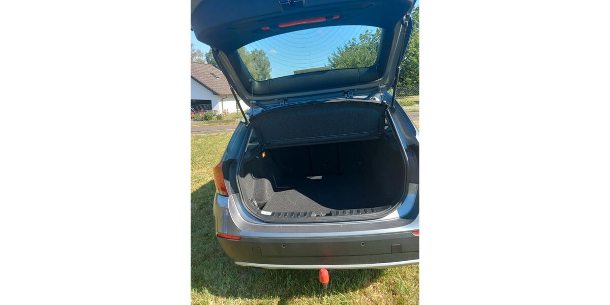BMW X1 94.000 km 9.450 &euro; Ortenberg 63683