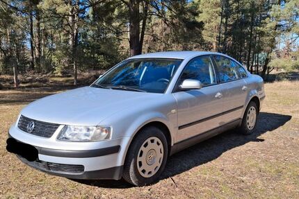 VW Passat 339.000 km 750 &euro; Zossen 15806