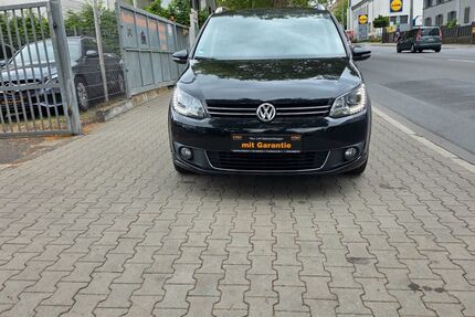 VW Touran 166.000 km 11.200 &euro; Offenbach 63071