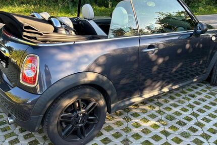 Mini Cooper Cabrio 102.000 km 8.880 &euro; Ratekau 23626