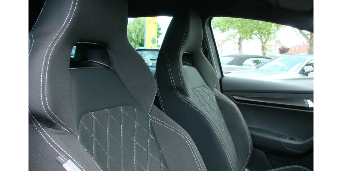 Skoda Karoq 1.5TSI Sportline ACC Kamera LED 45.047 km 26.980 &euro; Falkensee 14612