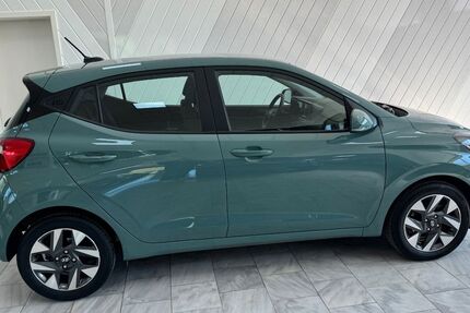 Hyundai i10 22.659 km 14.650 &euro; Liebenburg 38704